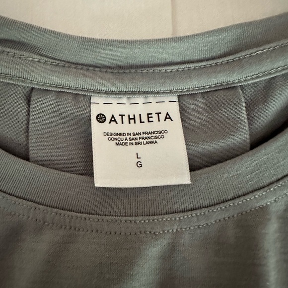 Athleta With Ease Tee size L - Picture 4 of 4